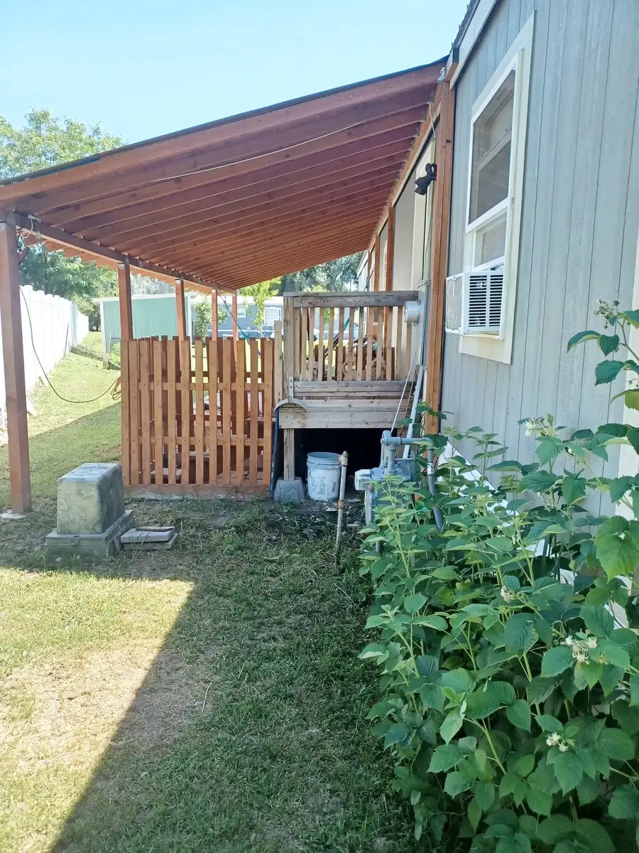 Exterior covered patio and deck built by Toro R Services in Cache Valley, Utah